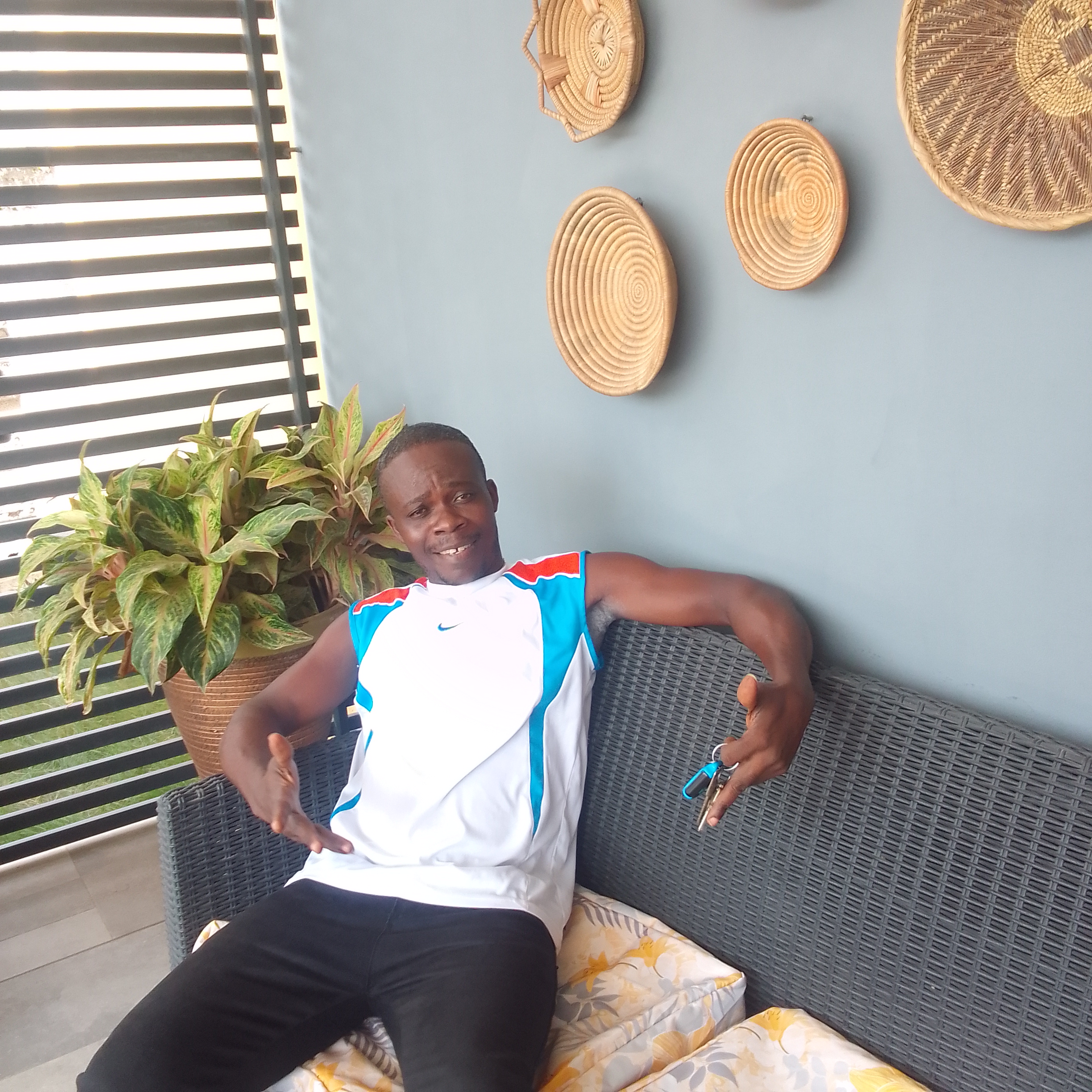 adefu's Profile Picture