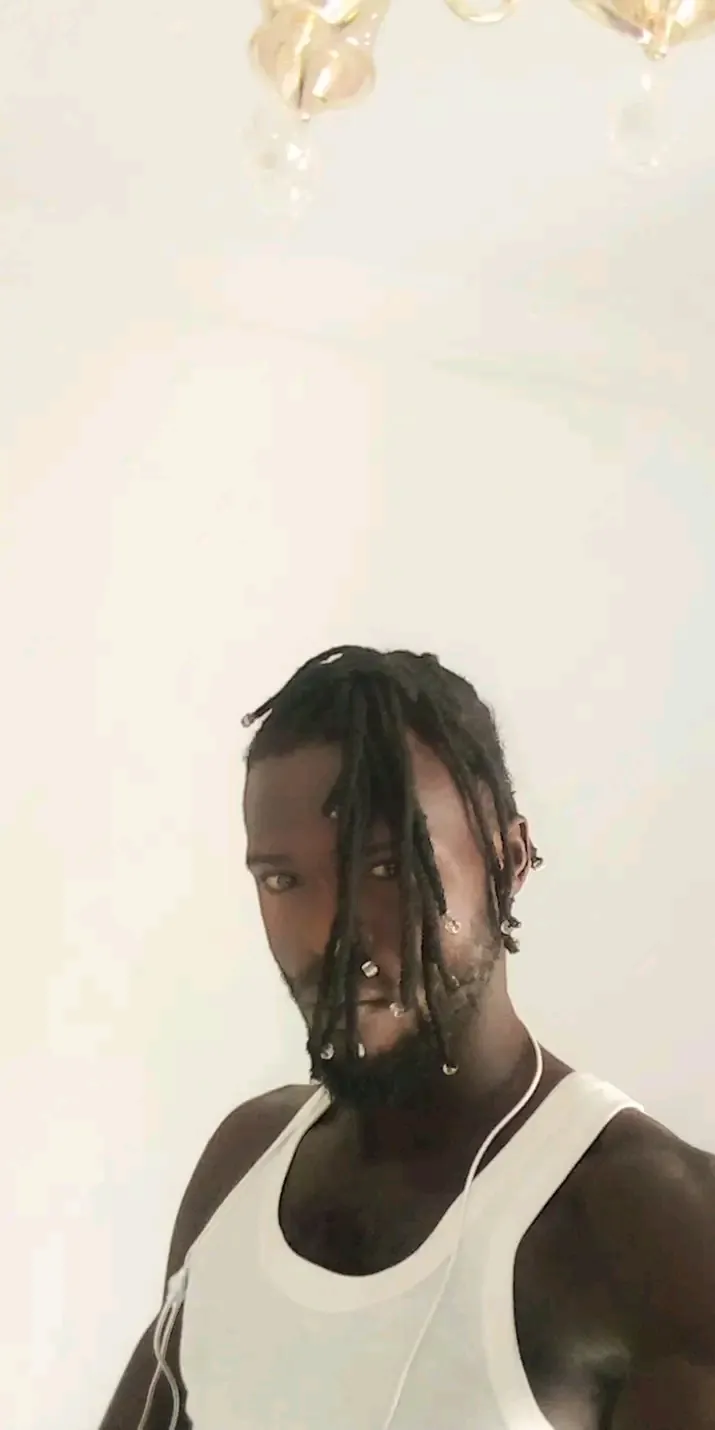 austerzee's Profile Picture