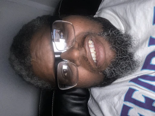bigderrick80's Profile Picture