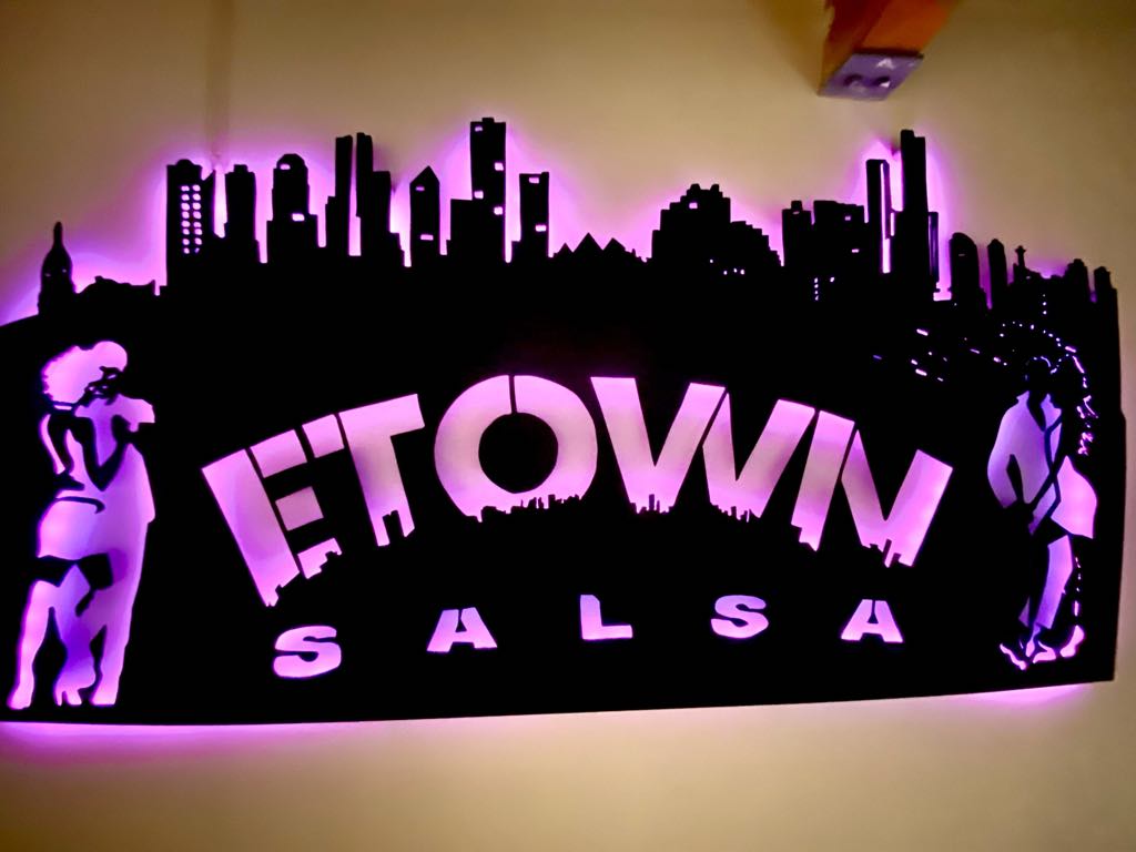 etownsalsadancestudio Profile