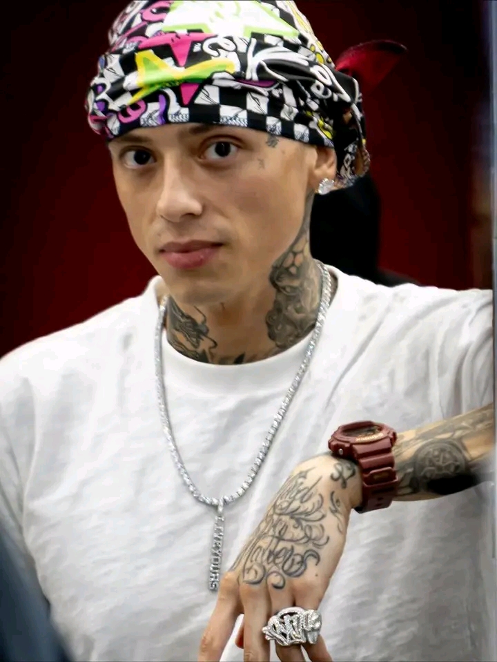 unkleswizzylyd's Profile Picture